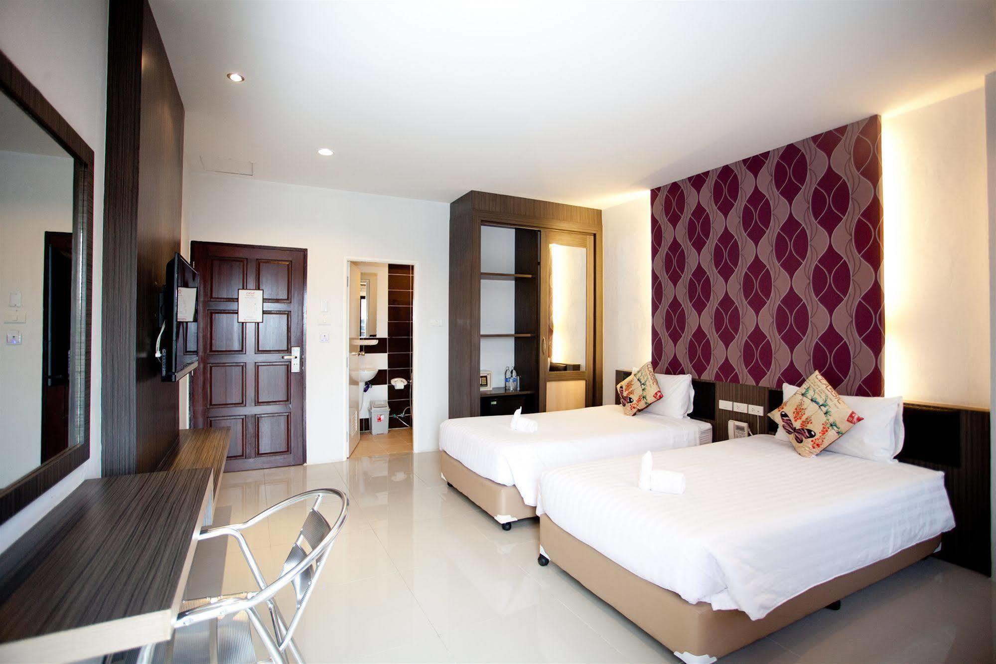 Hotel Patong By Icheck Phuket