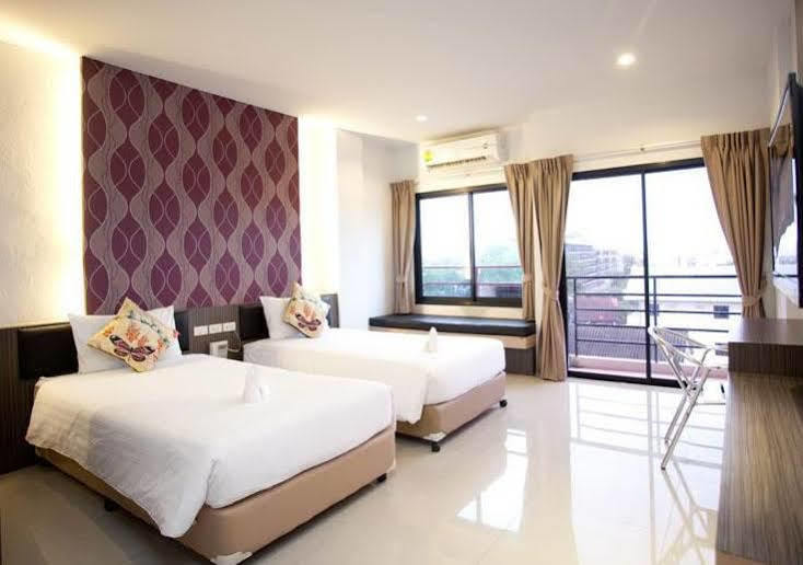 Patong By Icheck Hotel 3*
