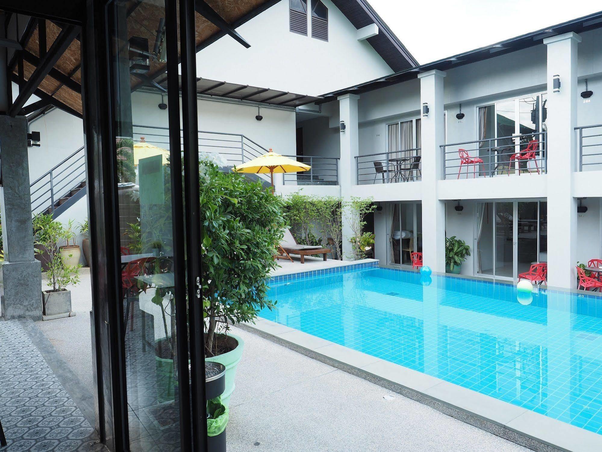 The Nest Resort 3*