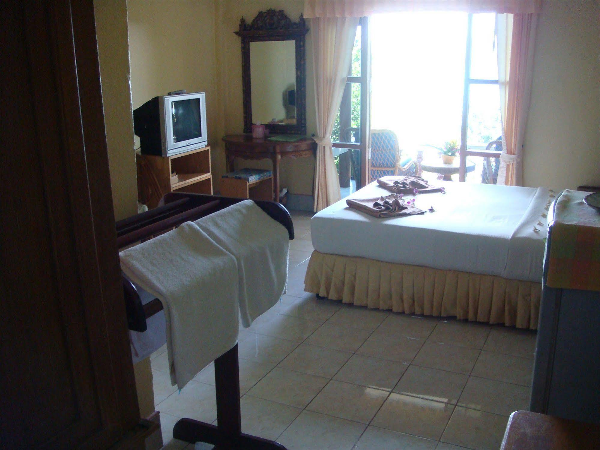 Baan Hill Phuket