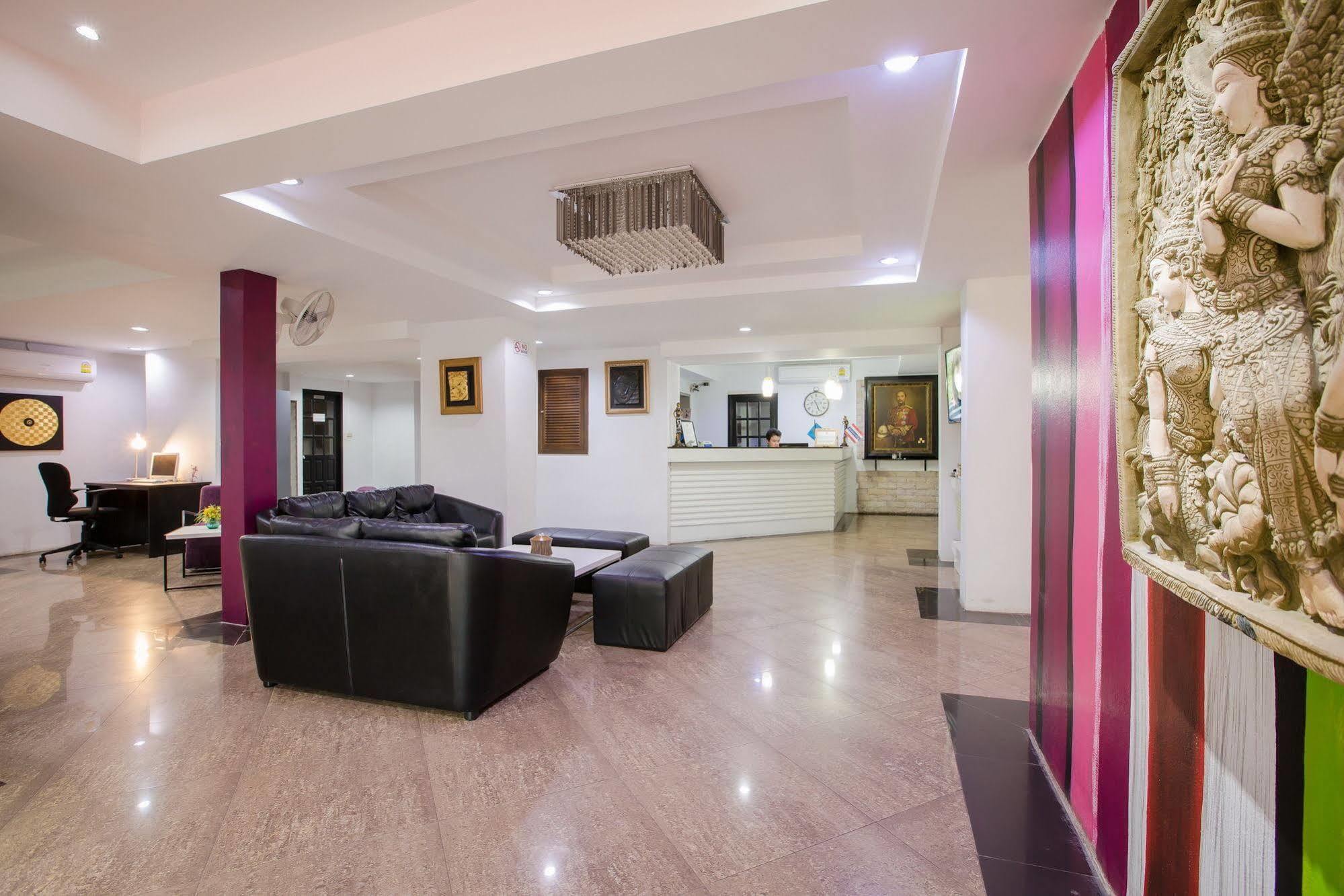 Hotel Patong Swiss Front Phuket