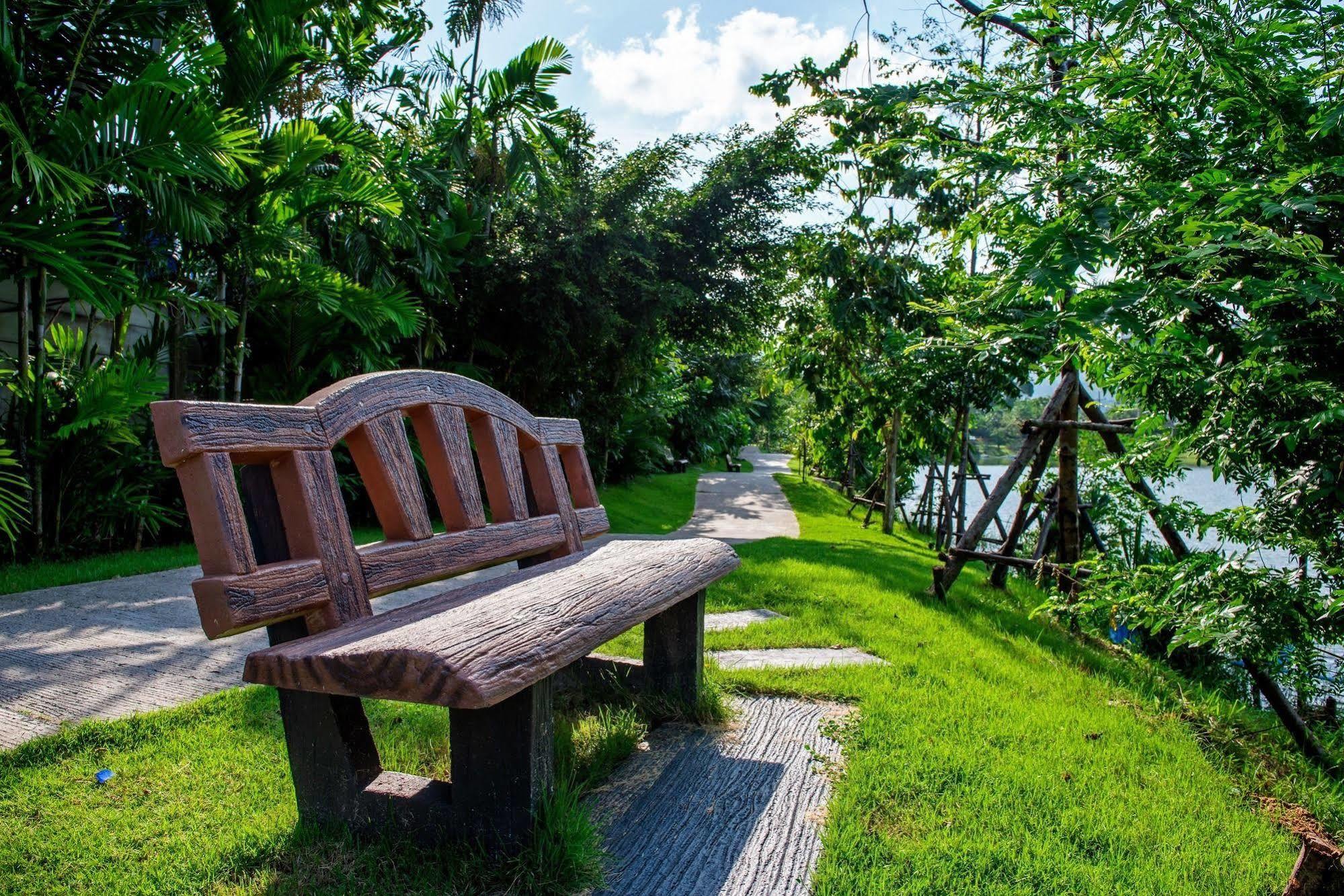 Aparthotel Chalong Miracle Lakeview Phuket