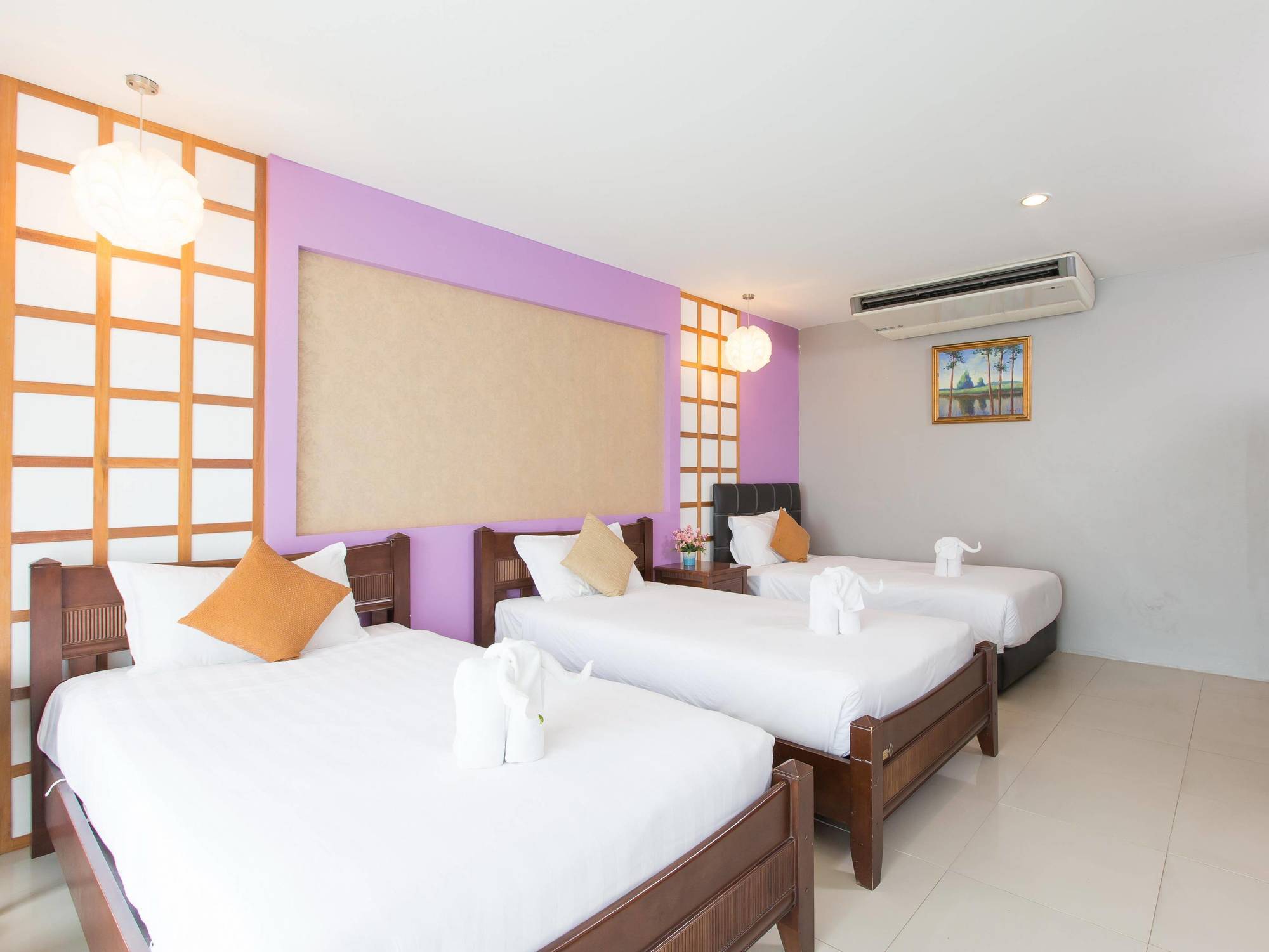 Time Out Beachfront 3*
