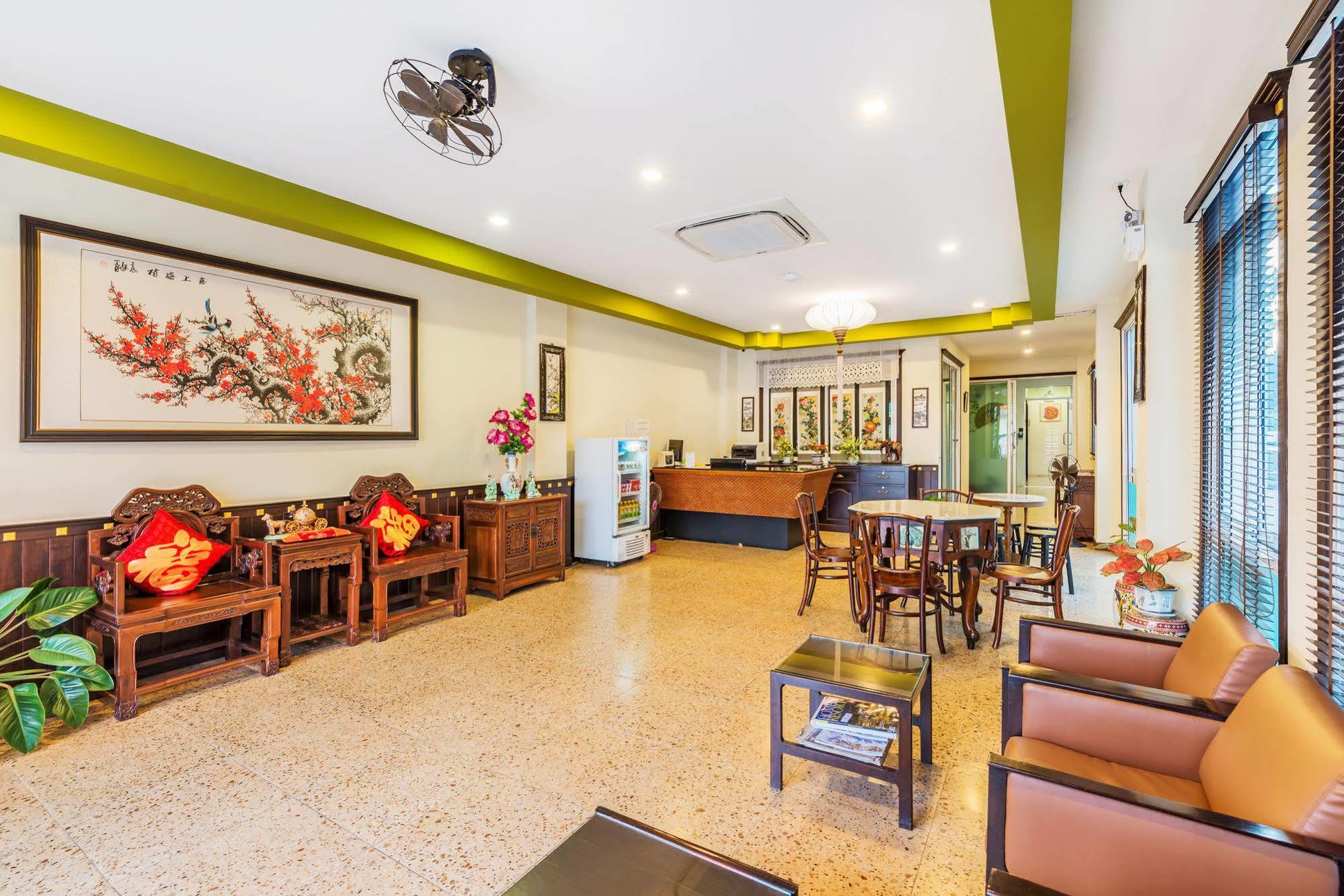 Le Hua Hotel Phuket