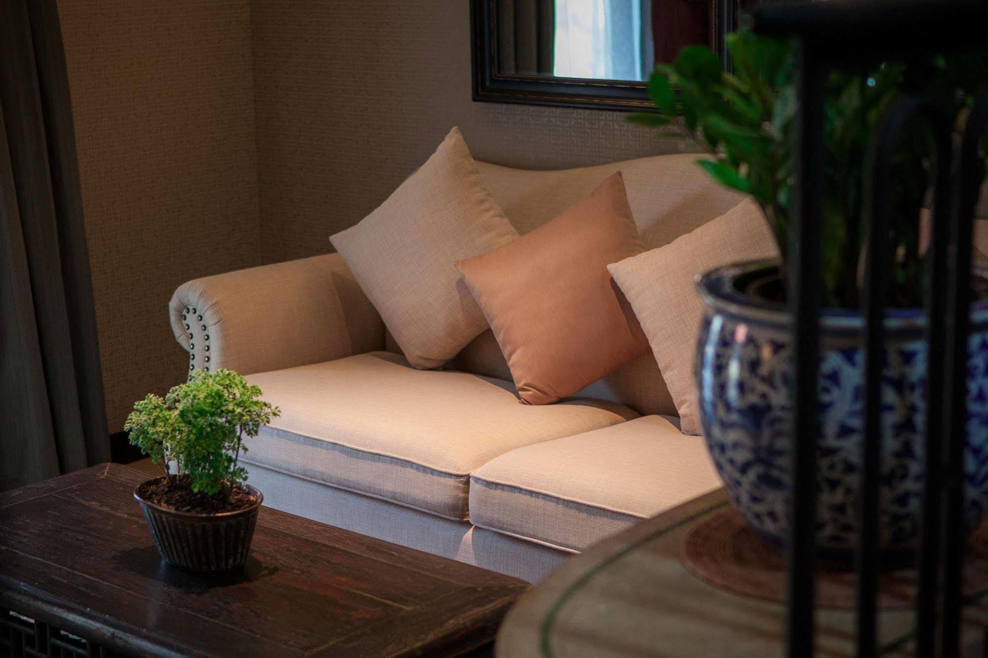 Hotel Chivitr Health & Rejuvenation Nai Harn