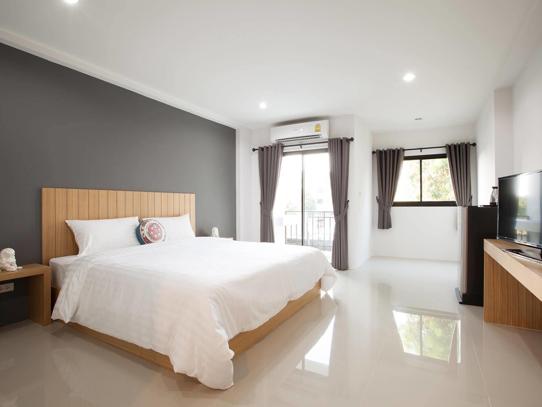 Pixel Phuket Airport Thalang