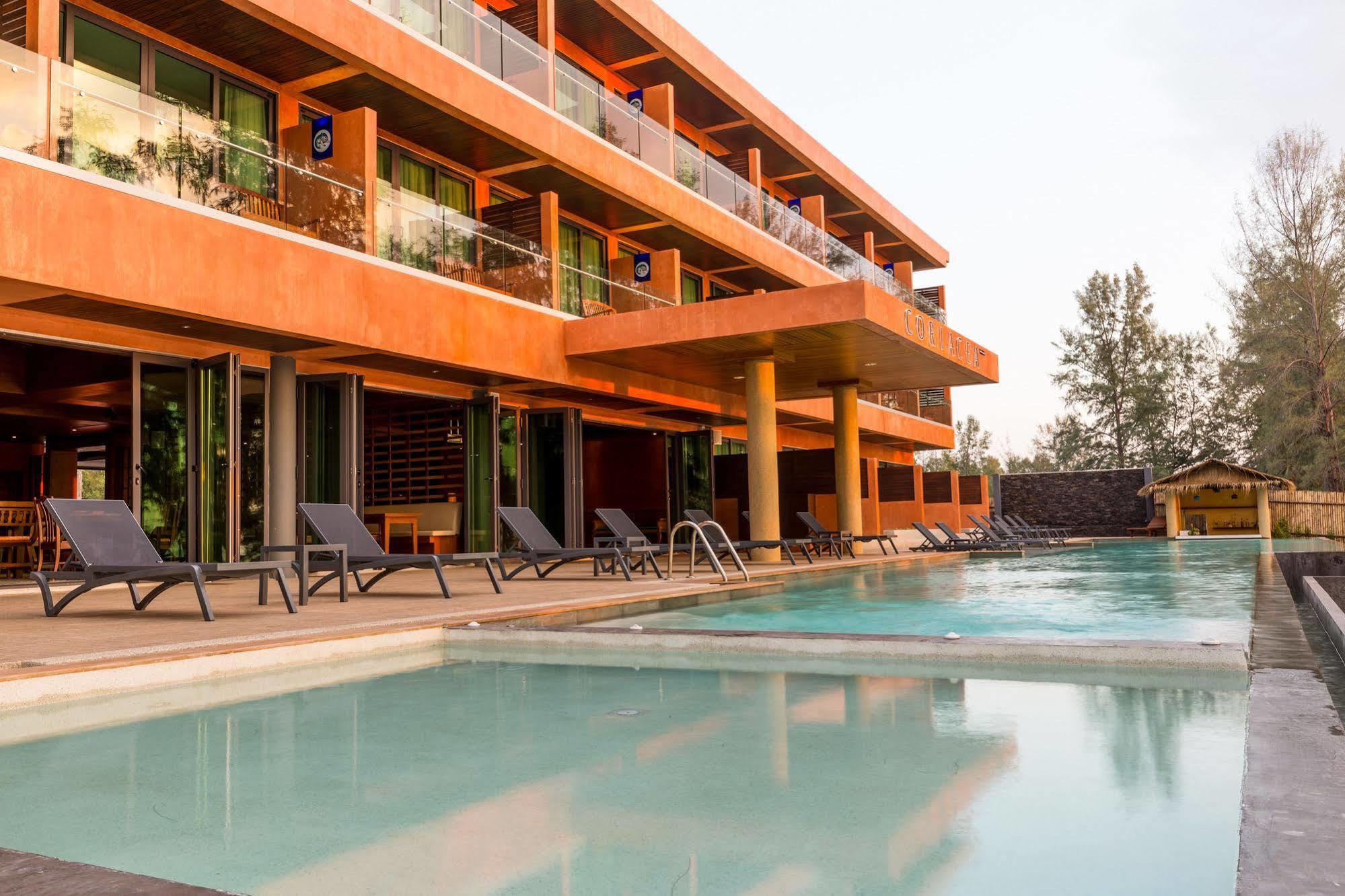 Coriacea Beachfront Boutique Phuket - Sha Hotel