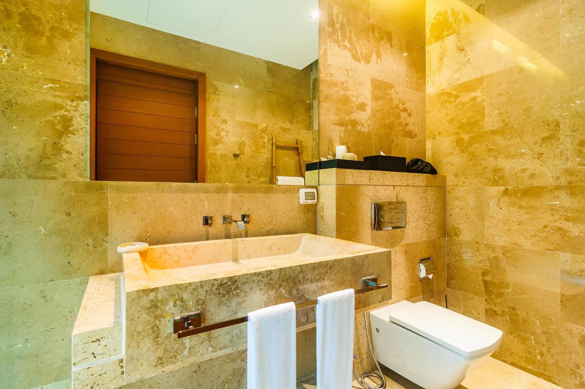 Elemental Villas * Rawai