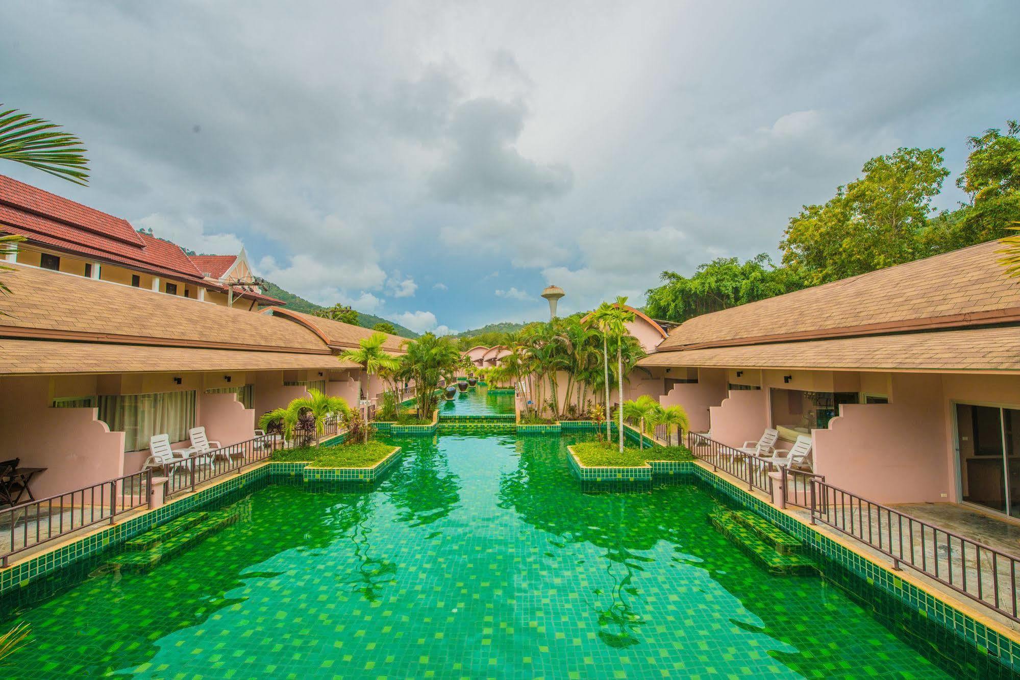 Phuket Resotel 4* Praia de Kata