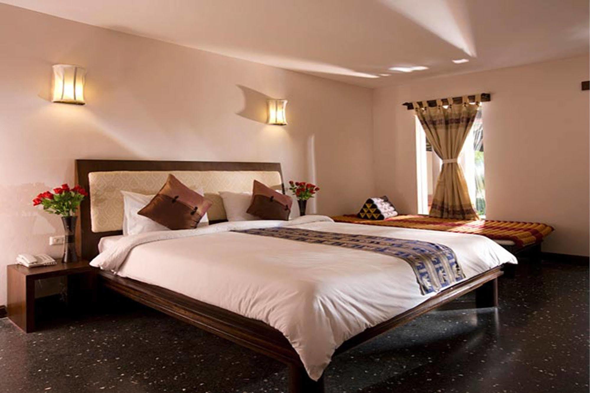 Resort Phuket Resotel 4*