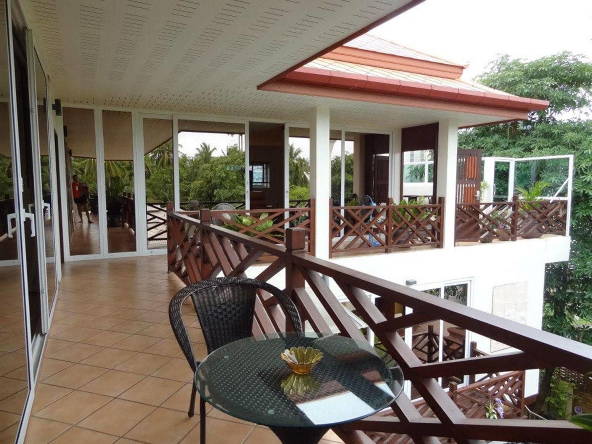 Hotel At Naiharn Boutique Hotel Rawai