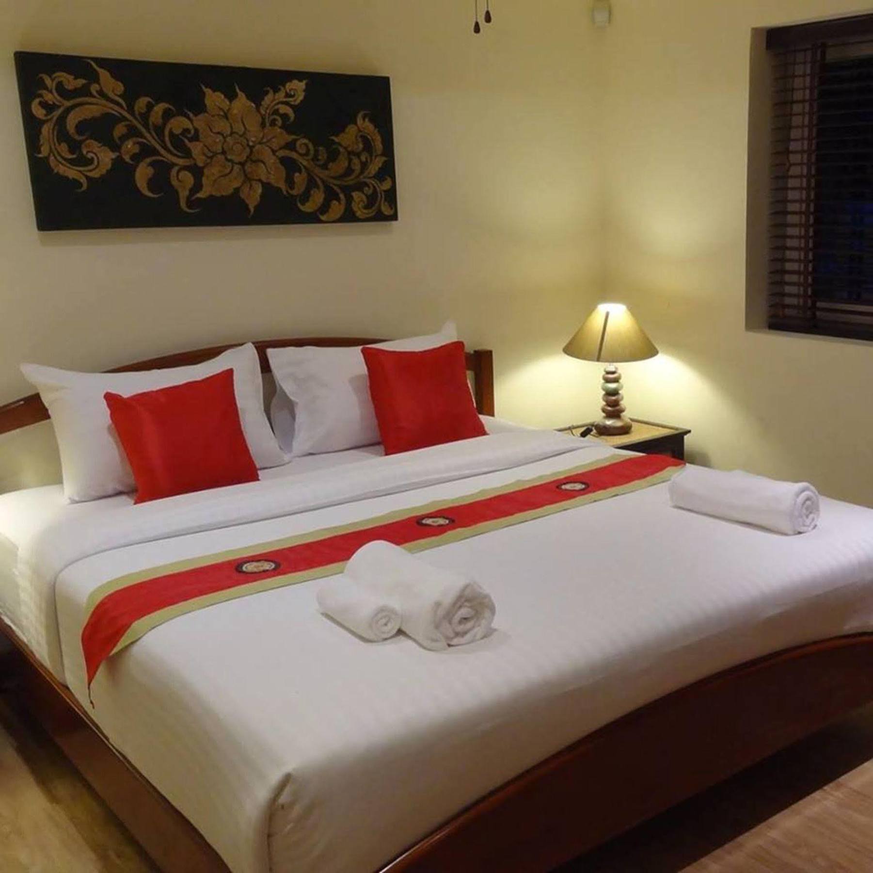 At Naiharn Boutique Hotel Hotel 3*
