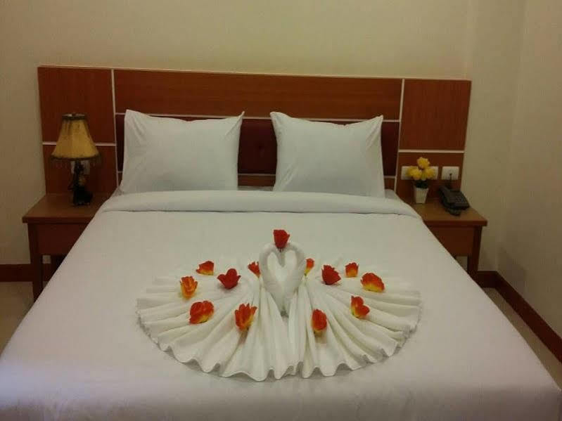 Fulla Place Hotel 3*