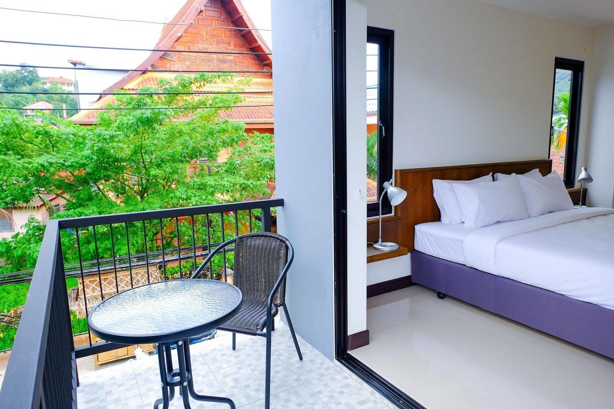 Hotel The Umbrella House - Sha Extra