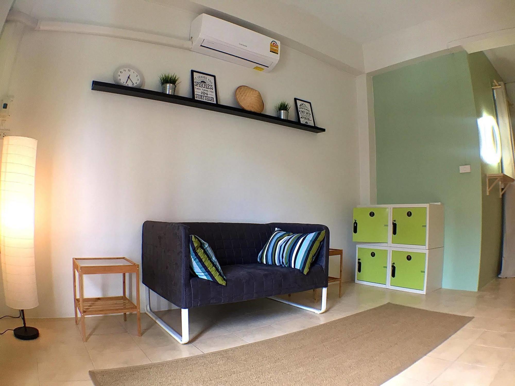 Conmigo Hostel Patong