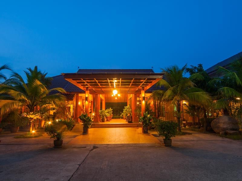 Blu Pine & Pool Access - Sha 4*