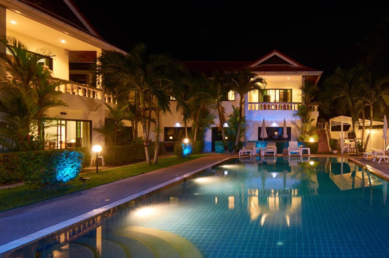 Hotel Phuket Riviera