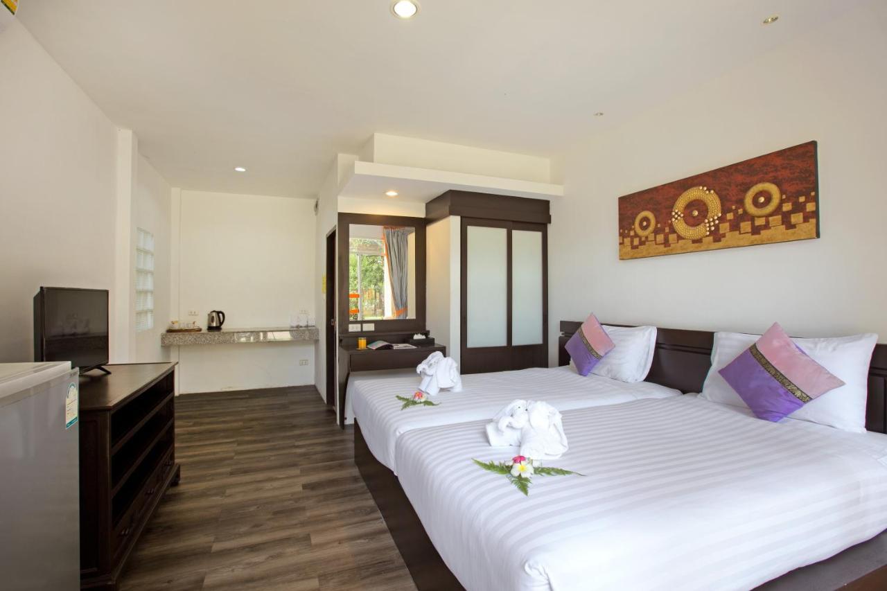 Phuket Sea Sha Extra 4*