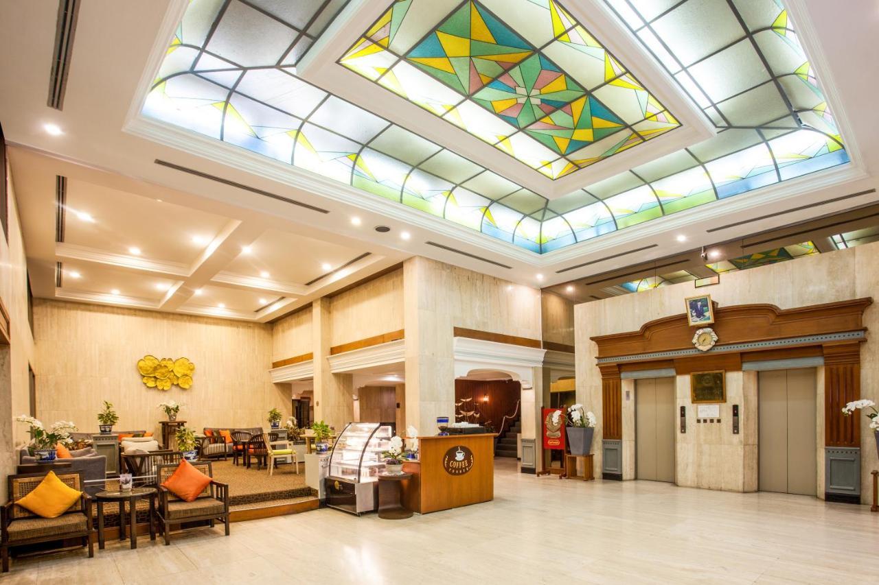 Merlin Hotel 4*