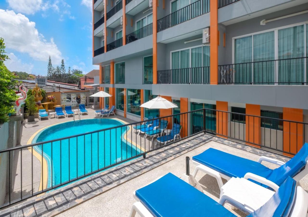 Chabana Kamala Beach