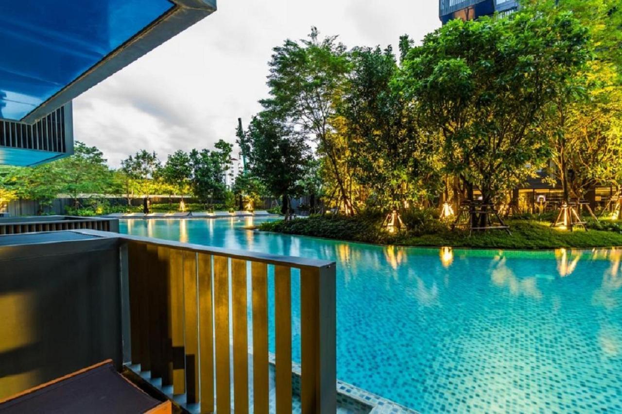 The Deck By Vip Aparthotel