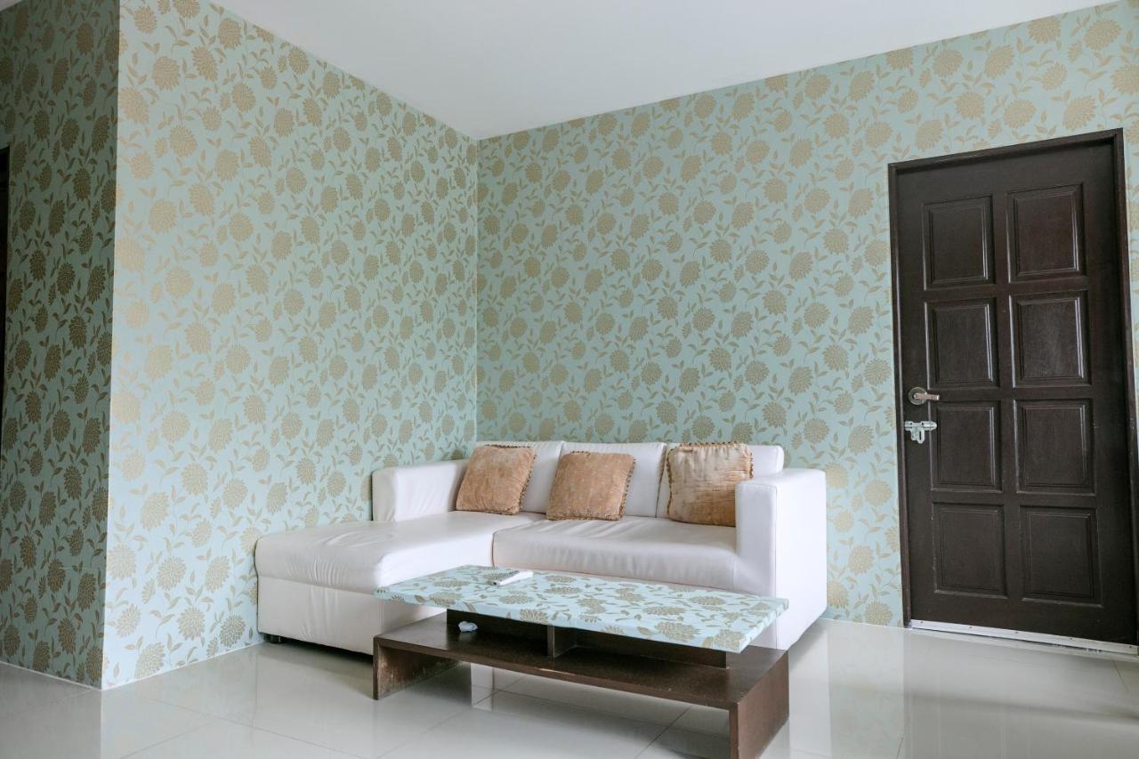 Only Blue Aparthotel