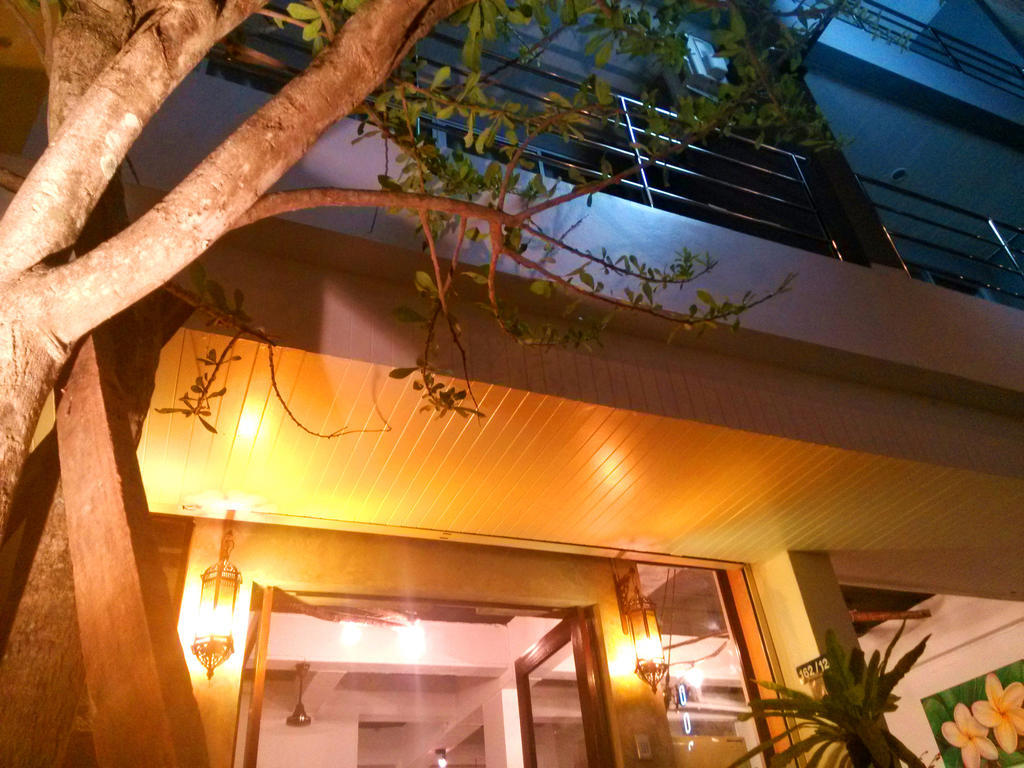 Dengba Phuket Hostel *