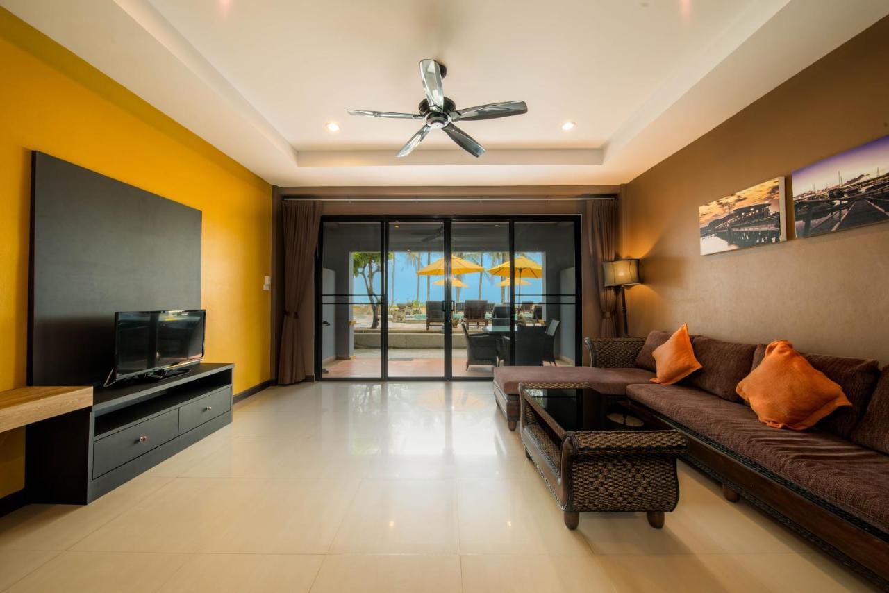 Beachfront Hotel Kamala Beach