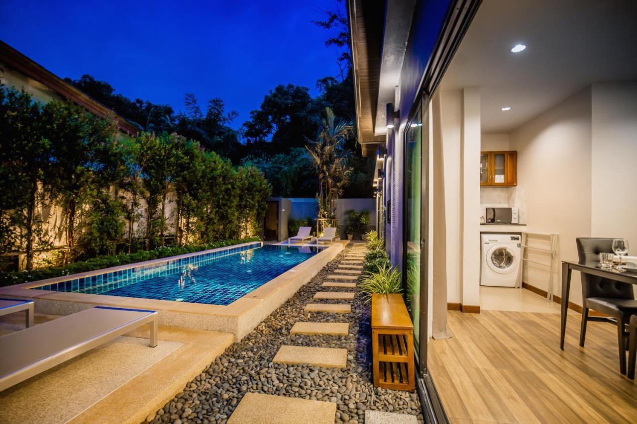 The Sister Pool House *