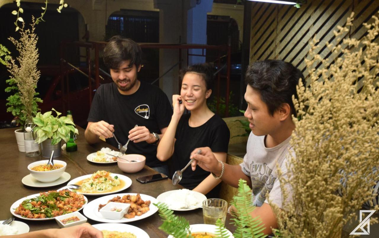 Hugger (adults Only) Phuket