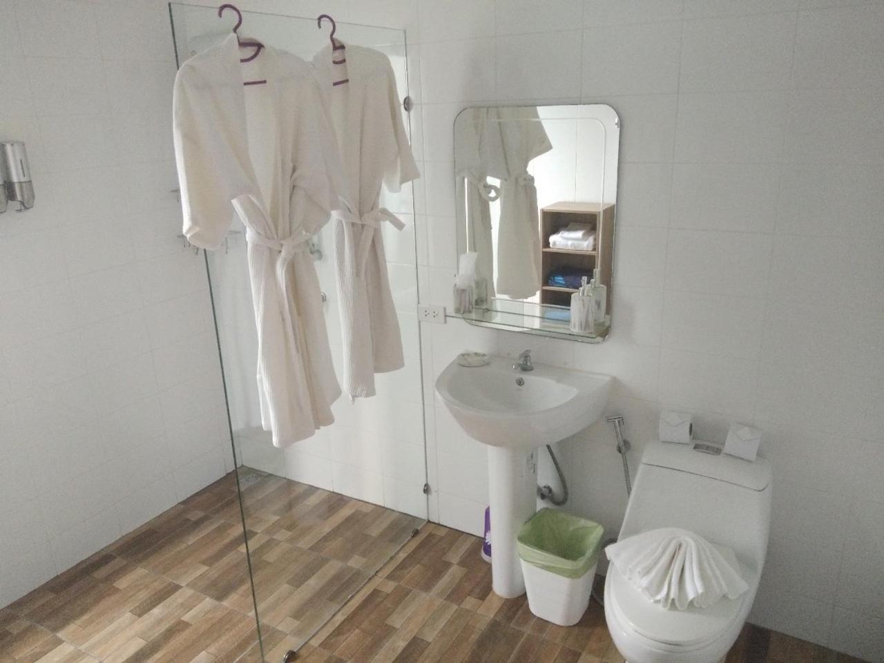 La Maison Ya Nui Phuket 2*