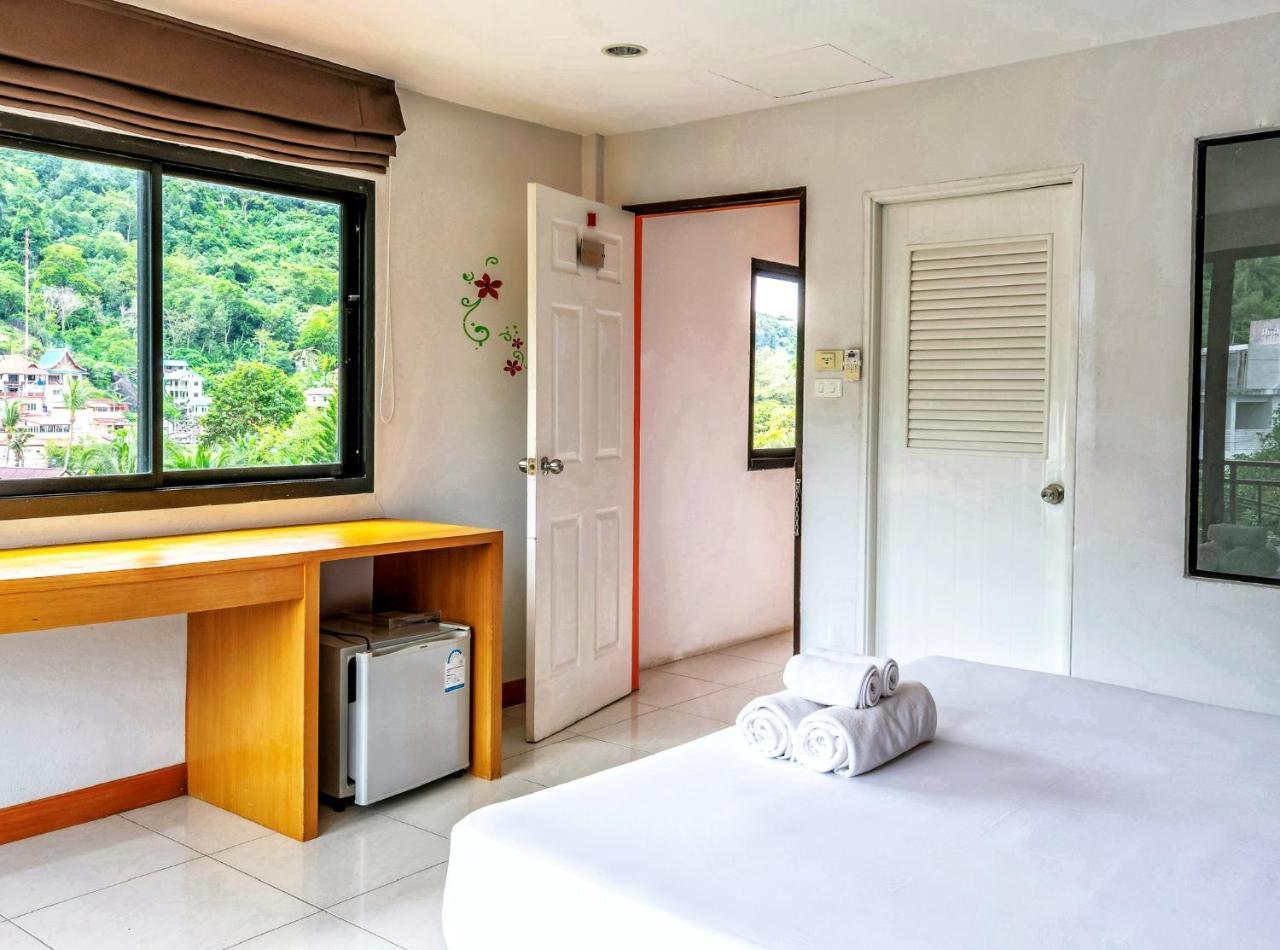 Corsica Kata Beach (Phuket)