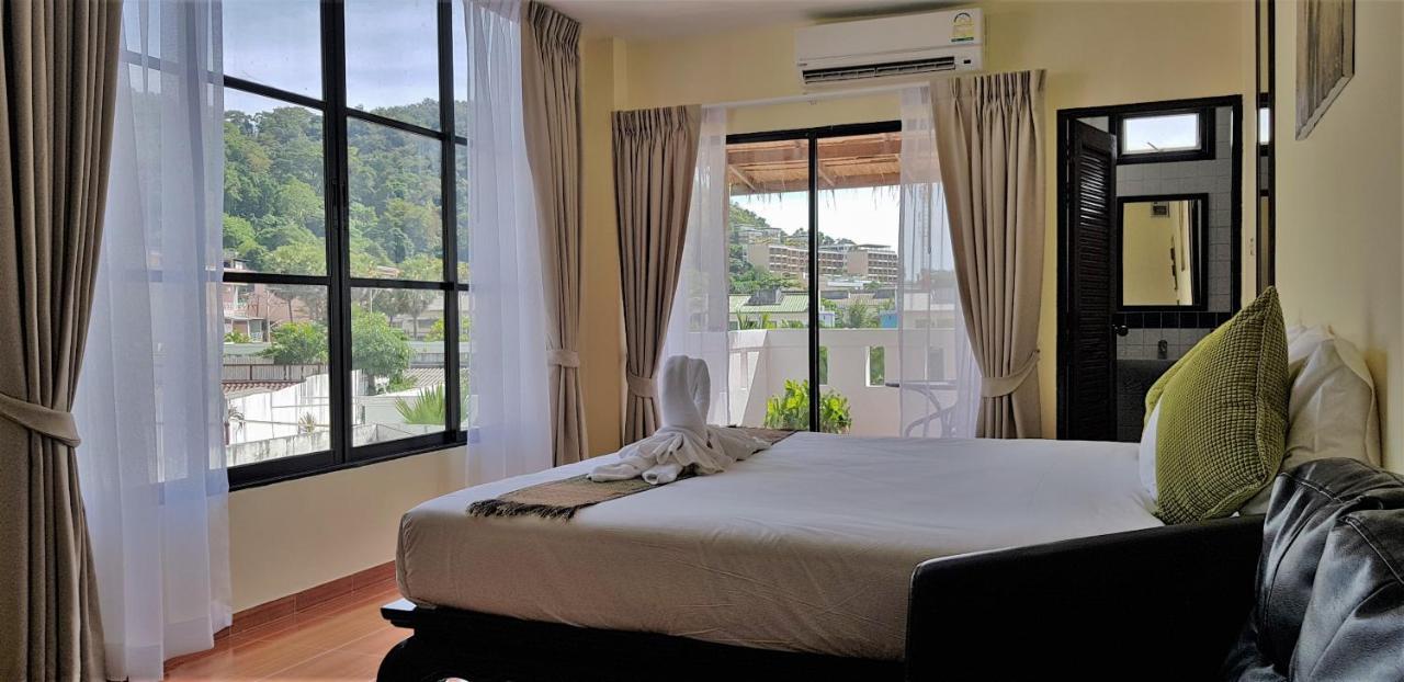 Hotel Karon Pool