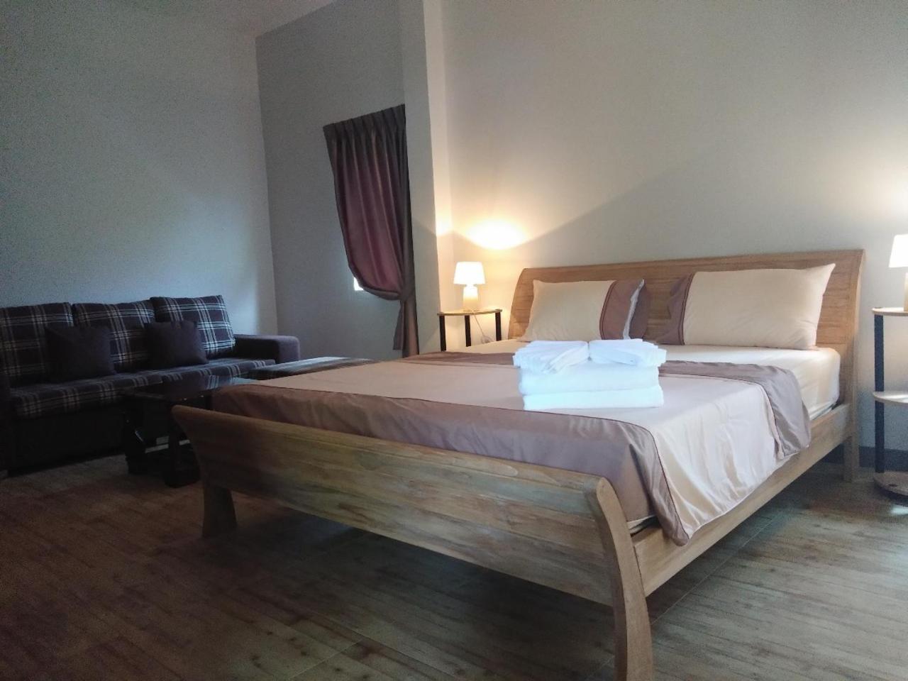 Hotel La Maison Ya Nui Phuket