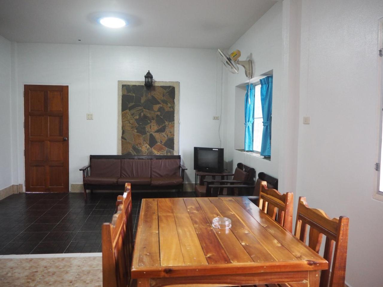 Coconut Guest house Nai Yang