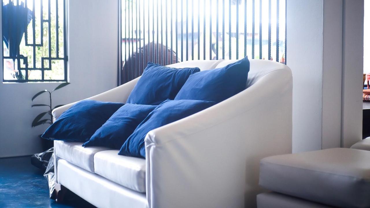 White Poshtel Hostel *