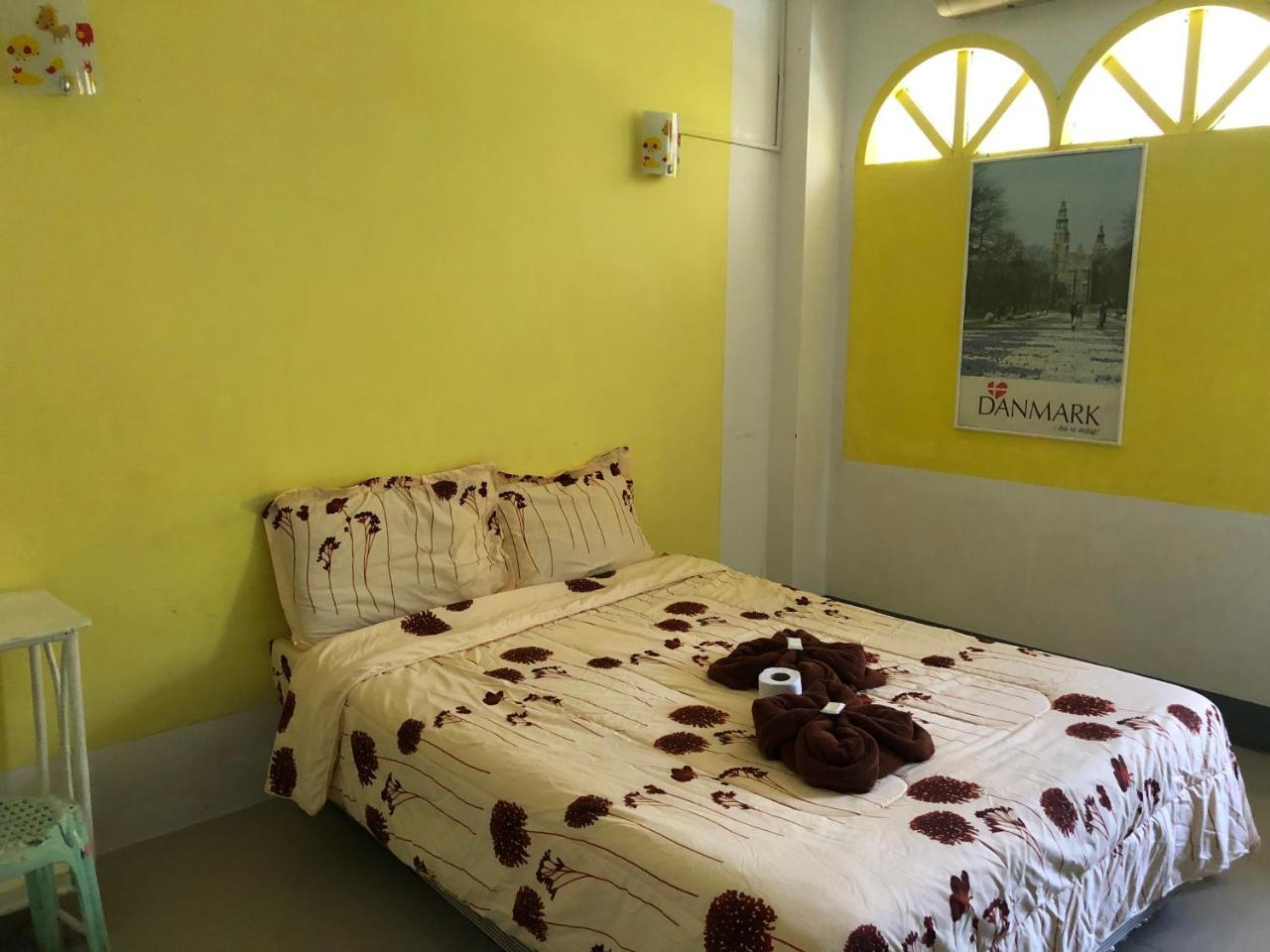 Guest house Khok Chang Building 2*