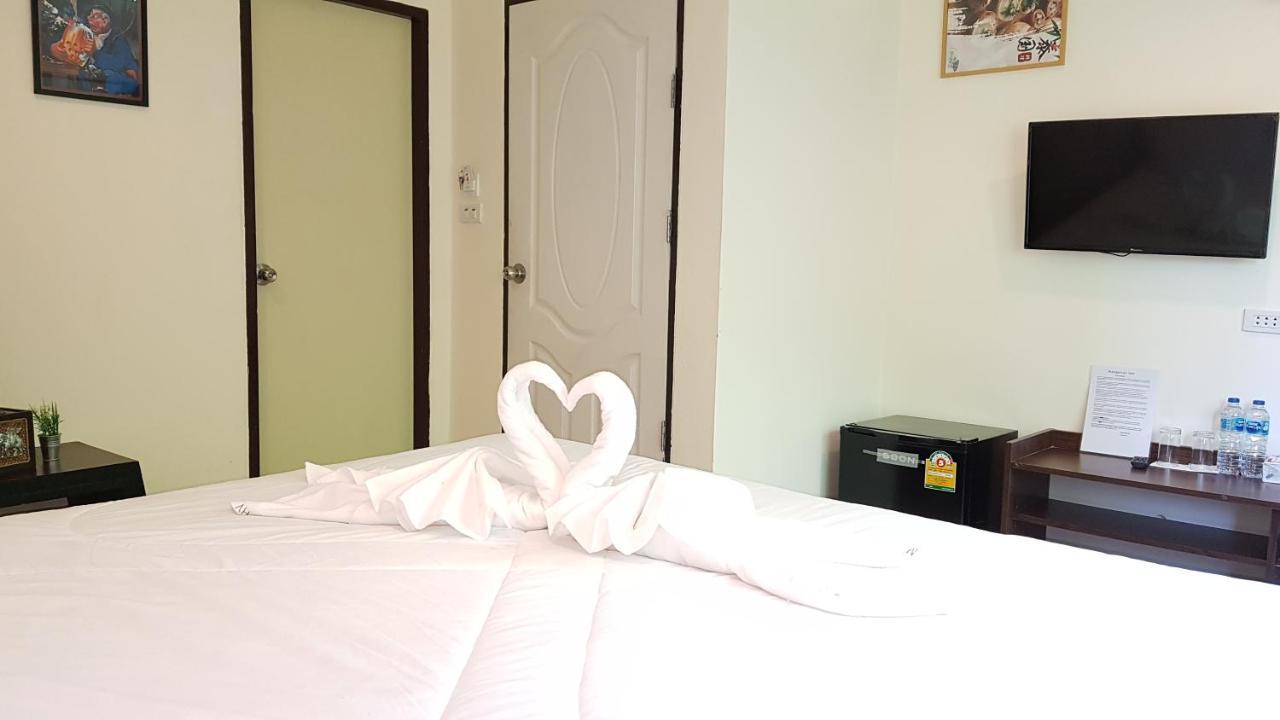 Hotel Hangover Phuket