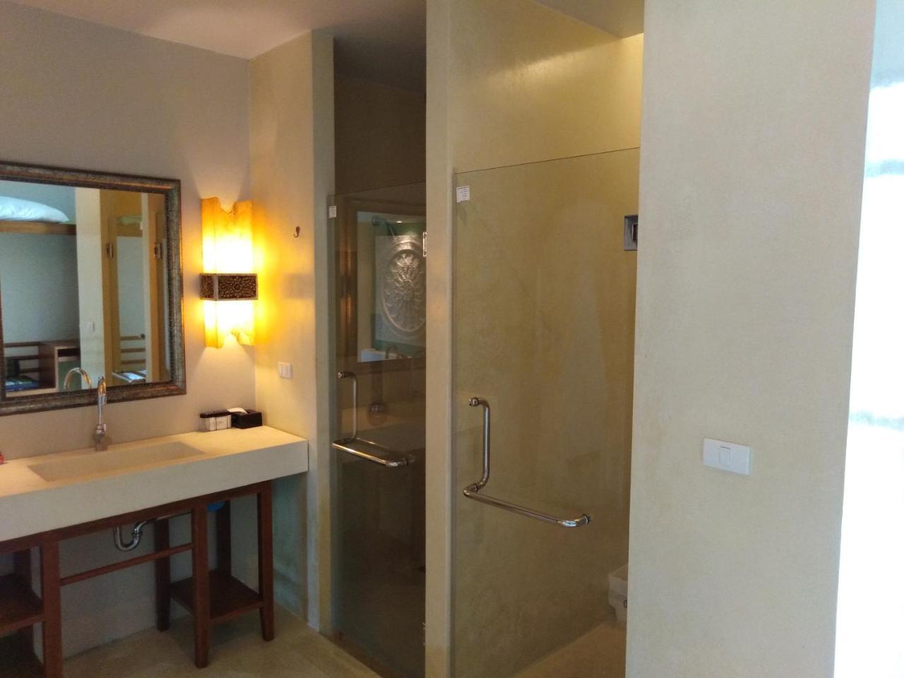 Bed & Breakfast C-view Boutique *