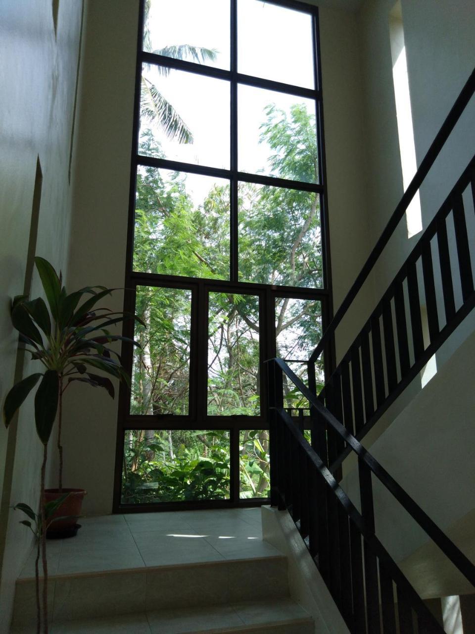 Bed & Breakfast C-view Boutique *