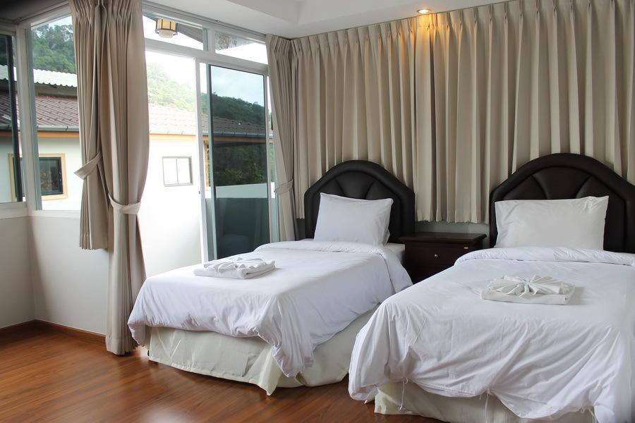 Triple Rund Place Hotel