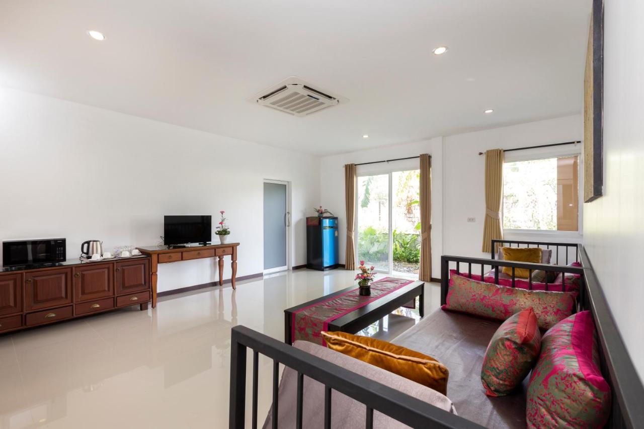 Hostel The Lantern Hostel, Chalong ,phuket