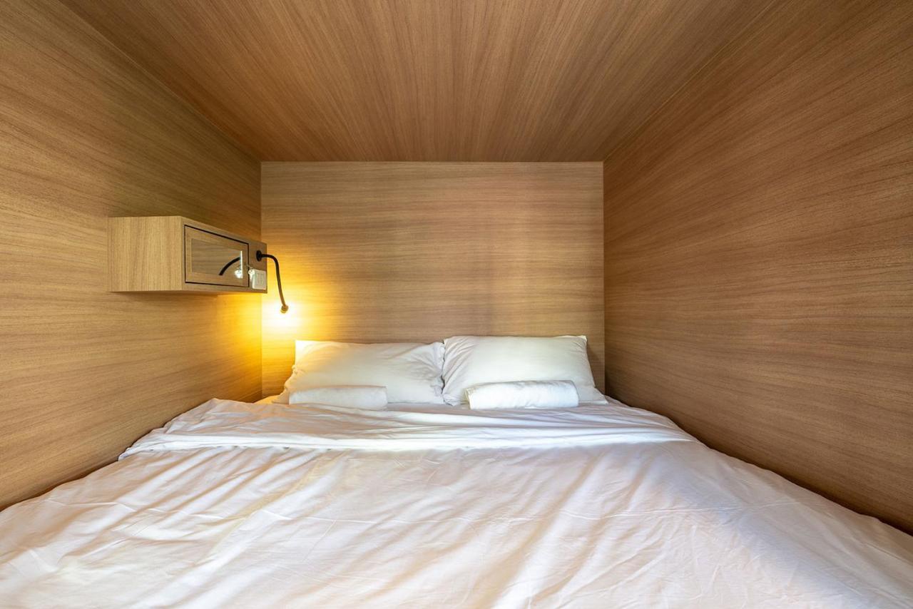 Stay@kata Poshtel Karon