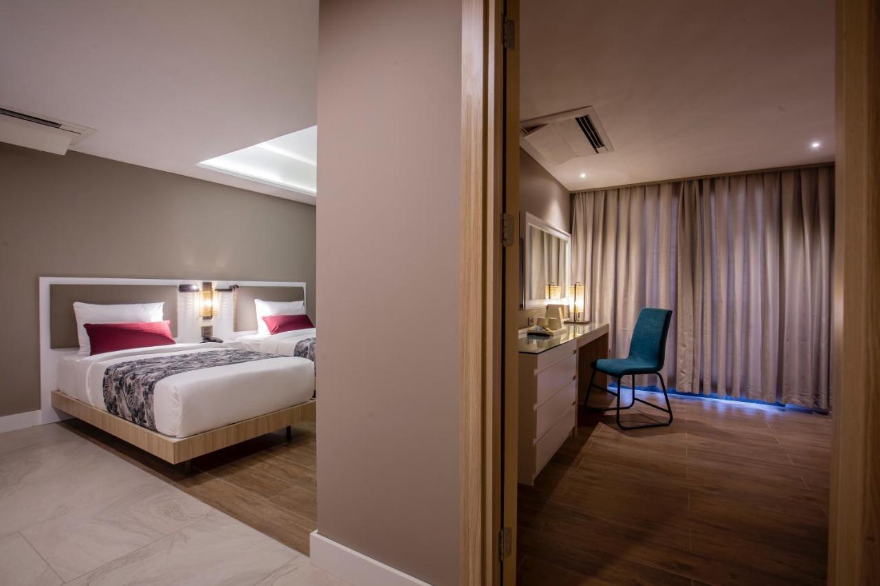 Hotel Woovo Phuket - Sha Extra