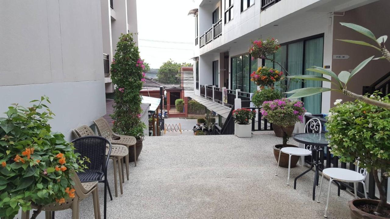 Kata Beachwalk And Hotel