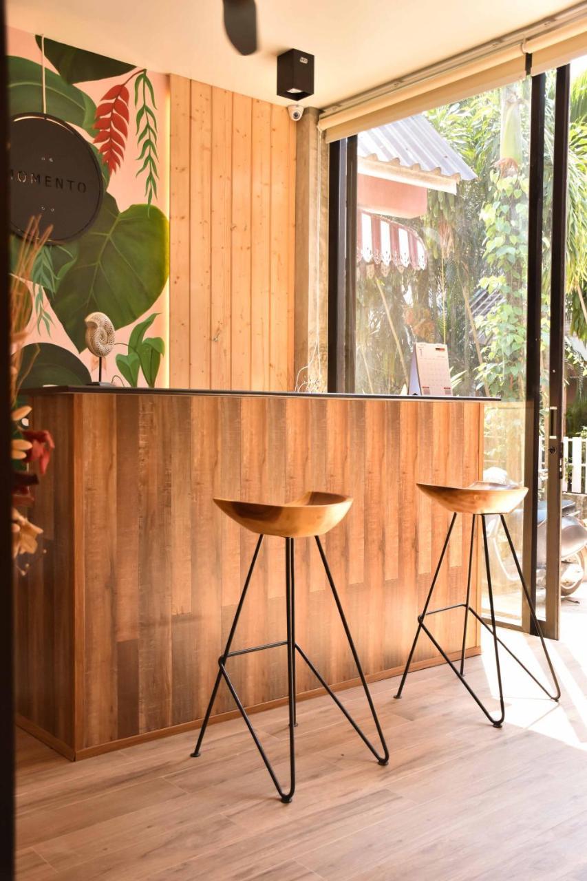 Momento Bangtao Bed & Breakfast *