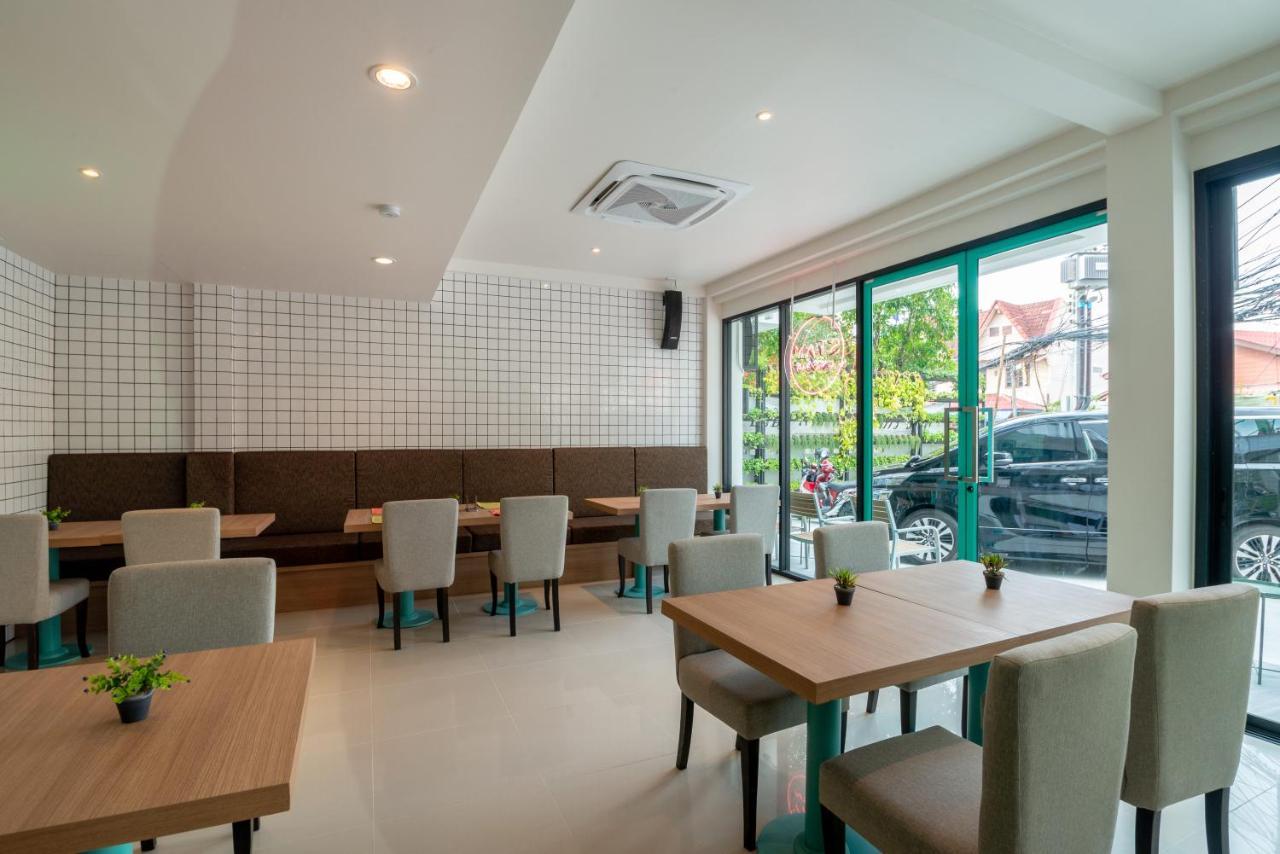 Stay@kata Poshtel Hostel *