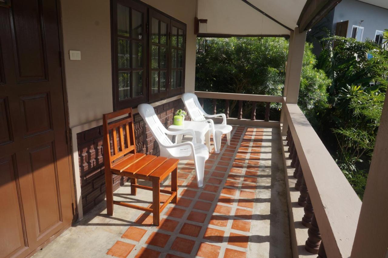 Kata Beachwalk And Hotel 3*