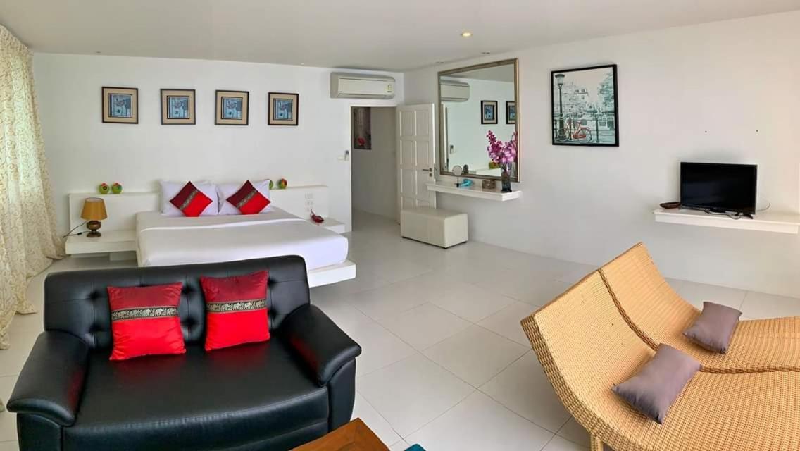 Hotel Grand Bleu Ocean View Pool 4*