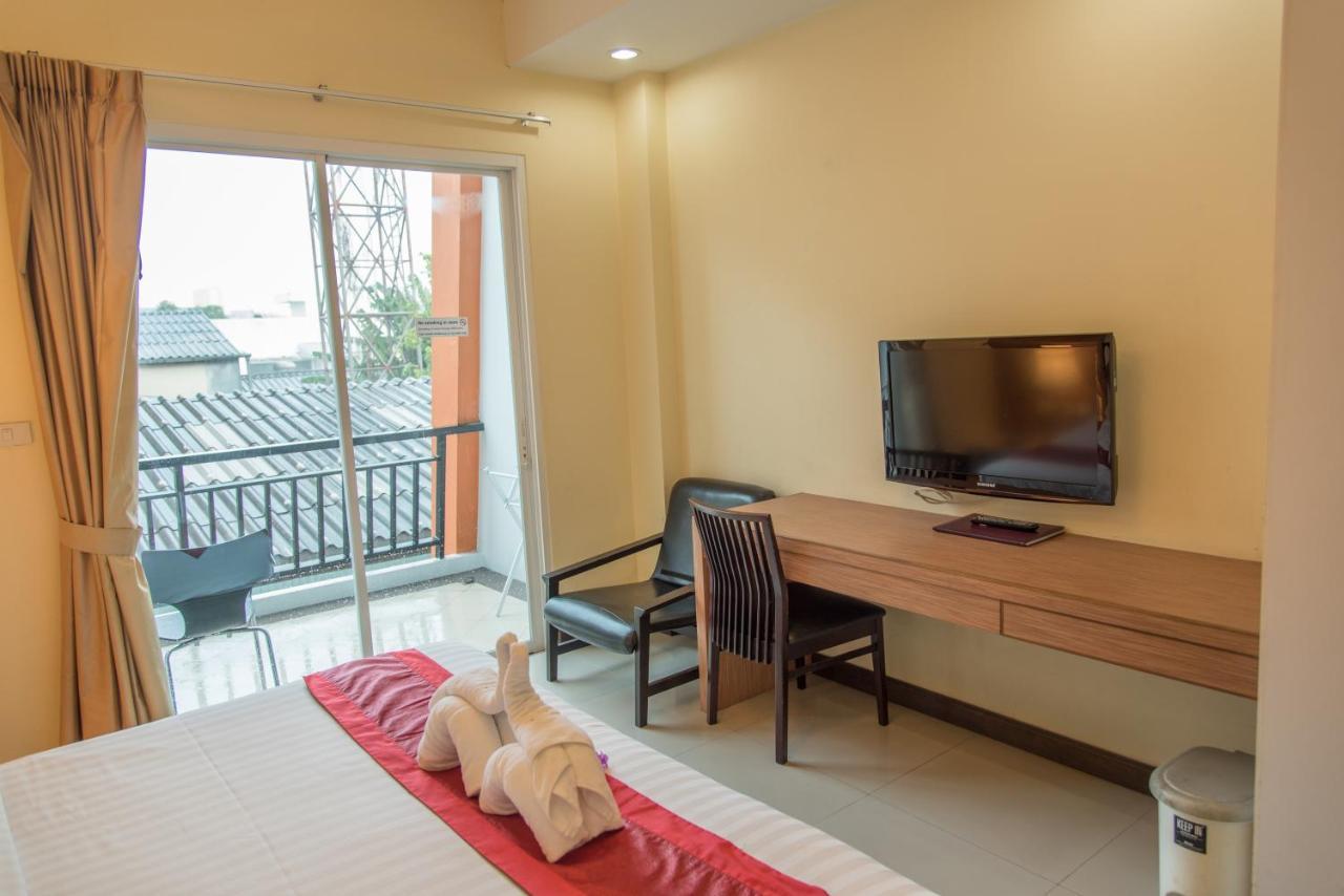 Jula Place Hotel